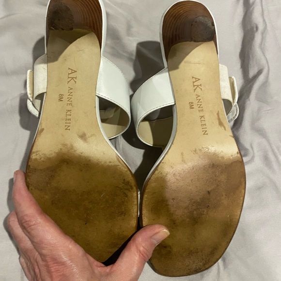 Spring sandals - Picture 2 of 5